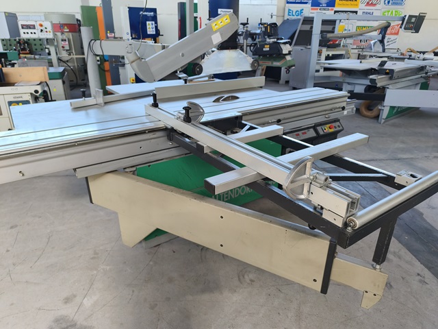 Altendorf Formatkreissäge Typ F45 mit Lasersystem #7493